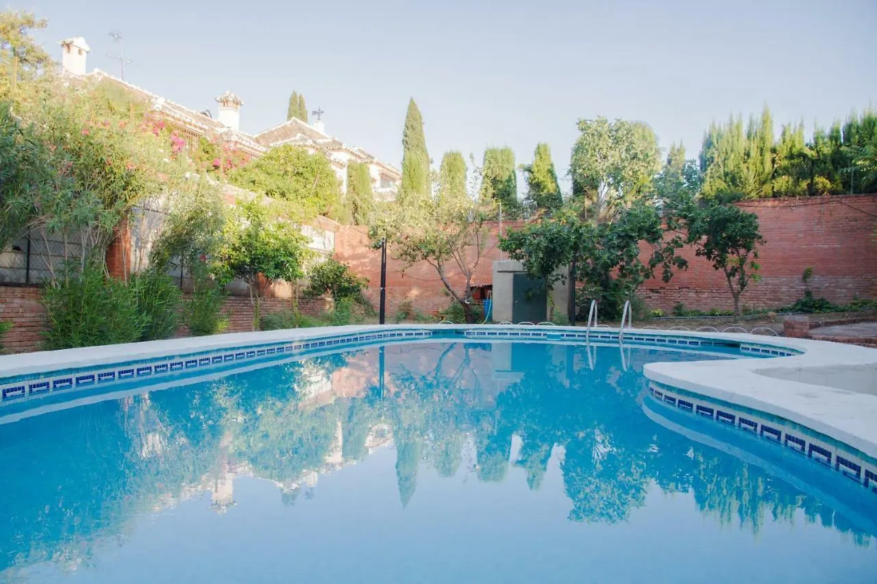 Fantástico chalet con piscina en Avenida del Brillante Córdoba Сasa de vacaciones